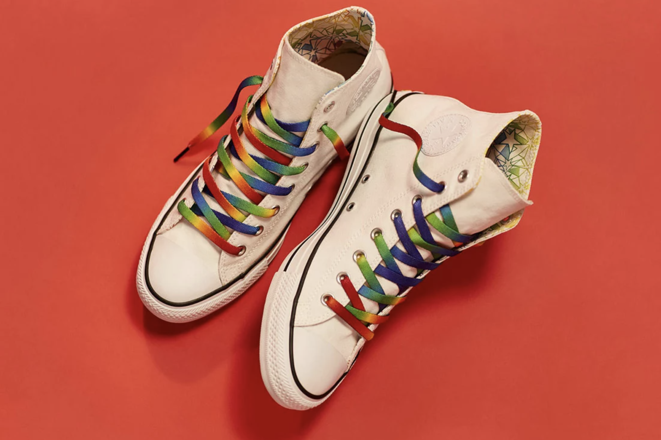 Bi flag outlet converse